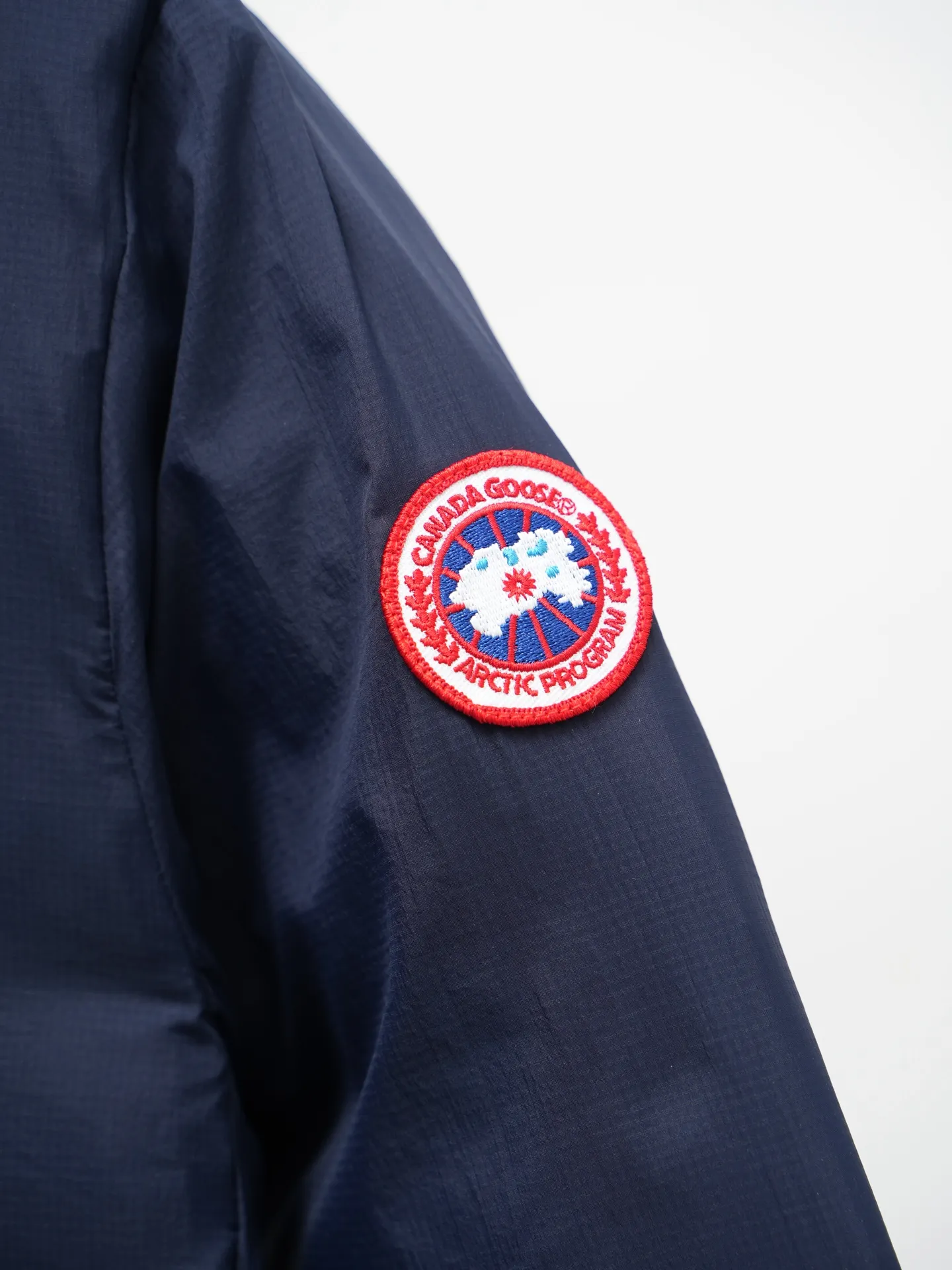 P940 CANADA GOOSE Canada Goose Lodge men's down jacket large goose down jacket 5079M dark blue (red label)